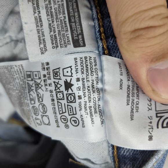 Levis Jeans Men 38x30 501 Blue Denim Original Fit Light Fade Retro Country Pants - Picture 16 of 16